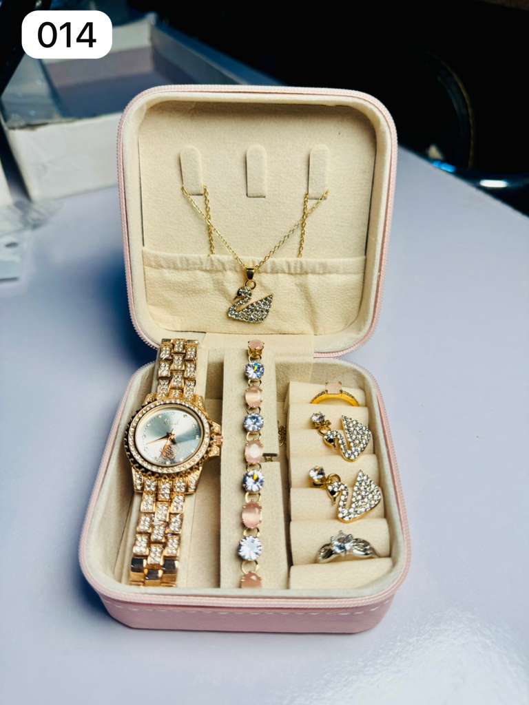 Watch Box With Jewelry - Image 21