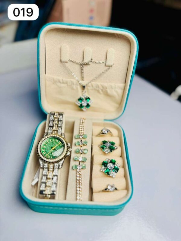 Watch Box With Jewelry - Image 22