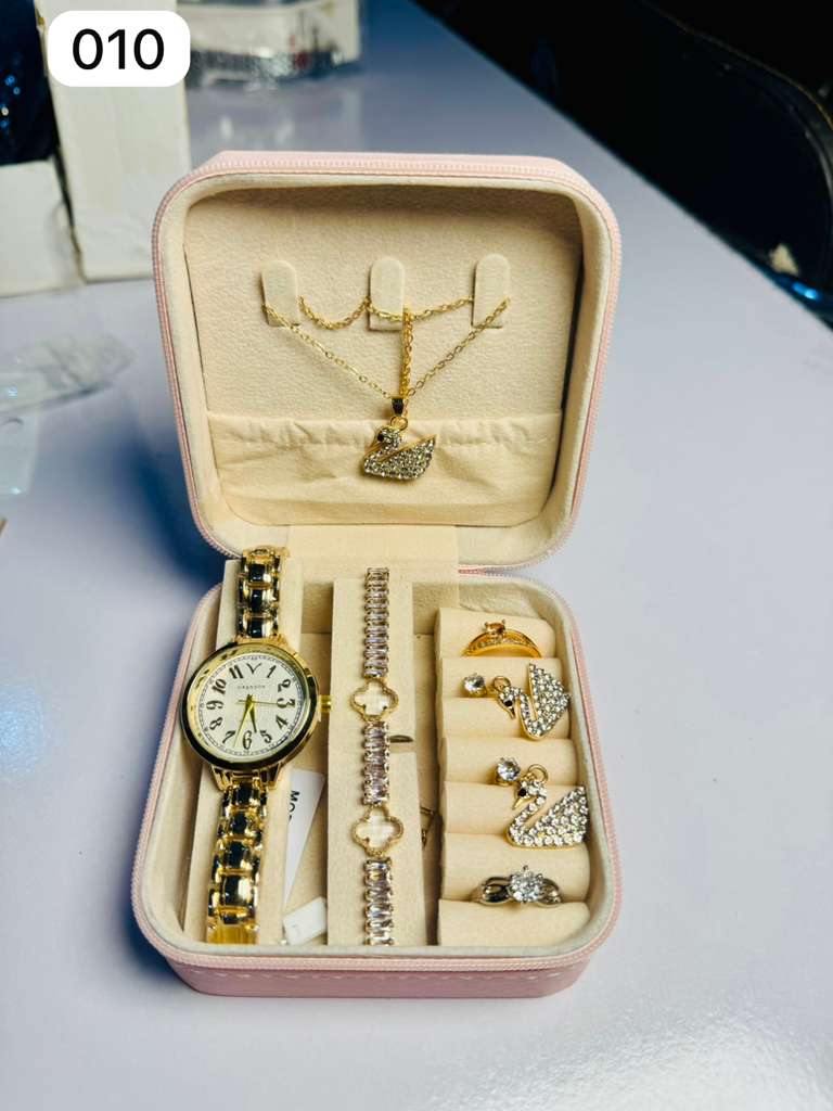 Watch Box With Jewelry - Image 16