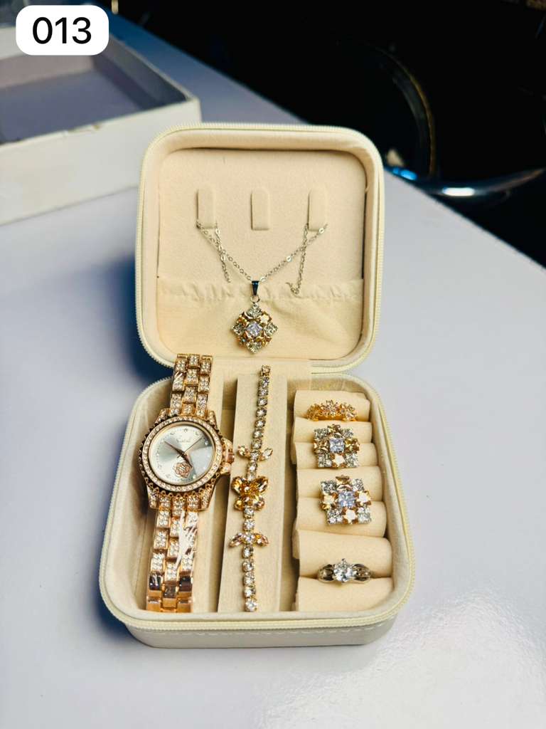 Watch Box With Jewelry - Image 10