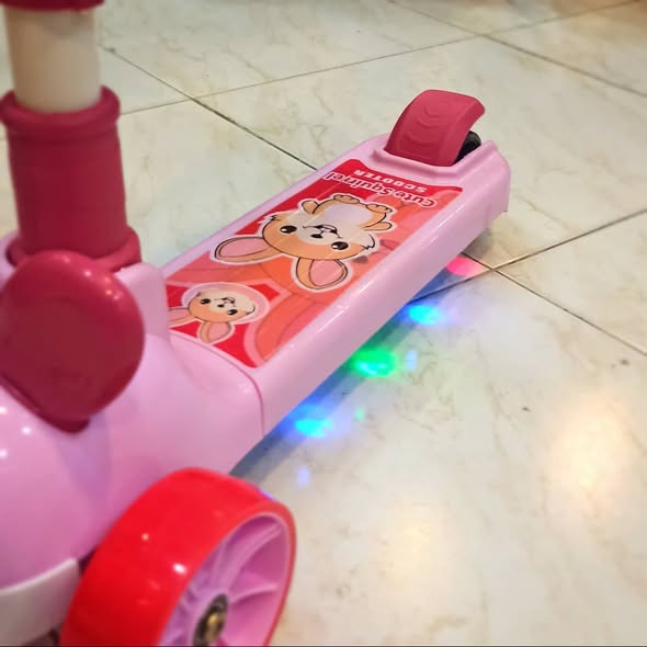 3-Wheel Scooter with Light And Music